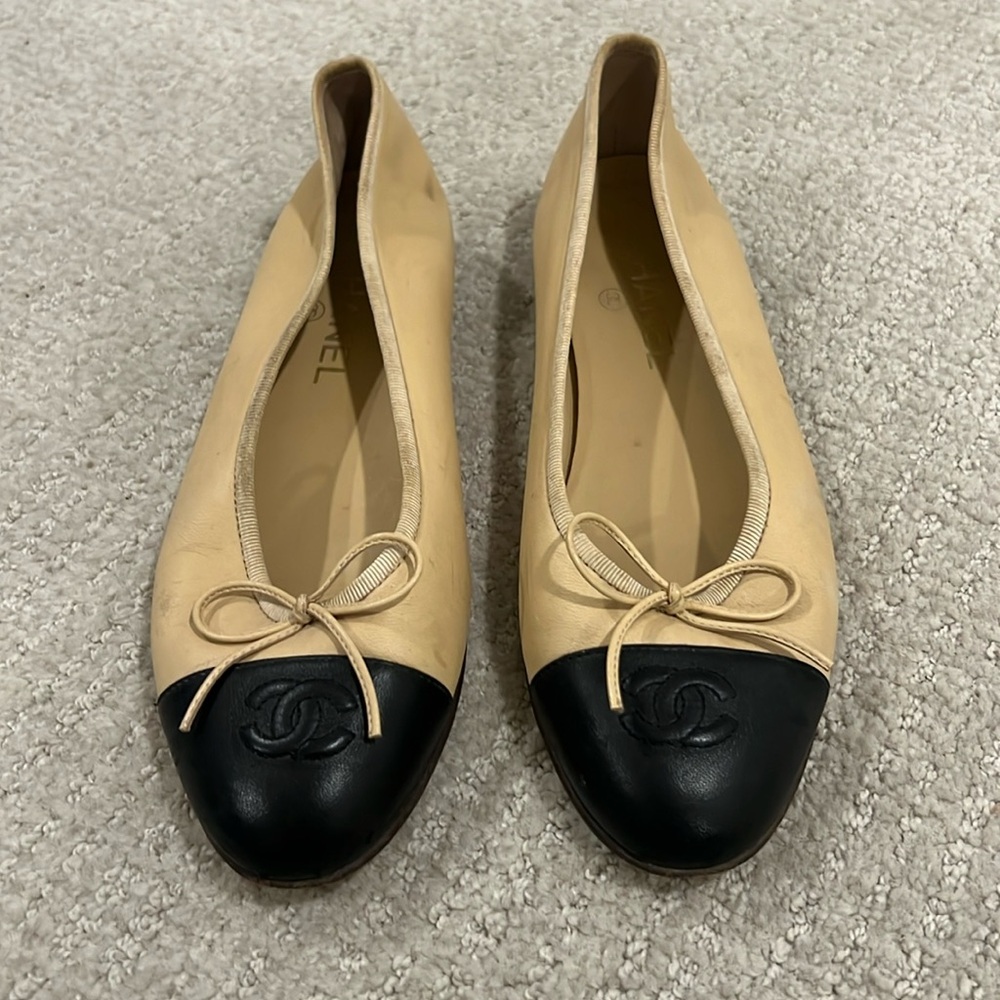 Chanel ballerina flats size 39